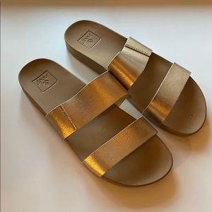 Reef Cushion vista slide